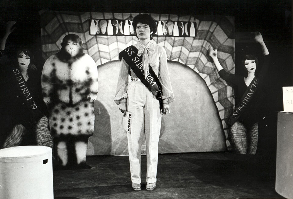 Clair Chapwell in a performance of "Baring the Weight"